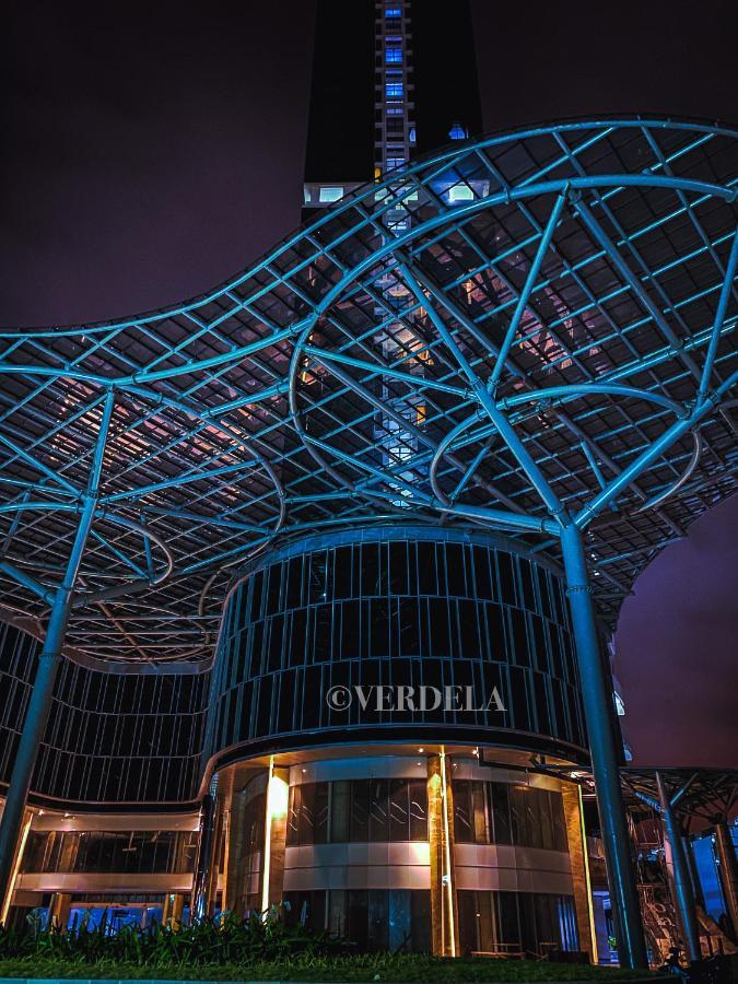 Verdela Pollux Meisterstadt Batam Apartement 외부 사진