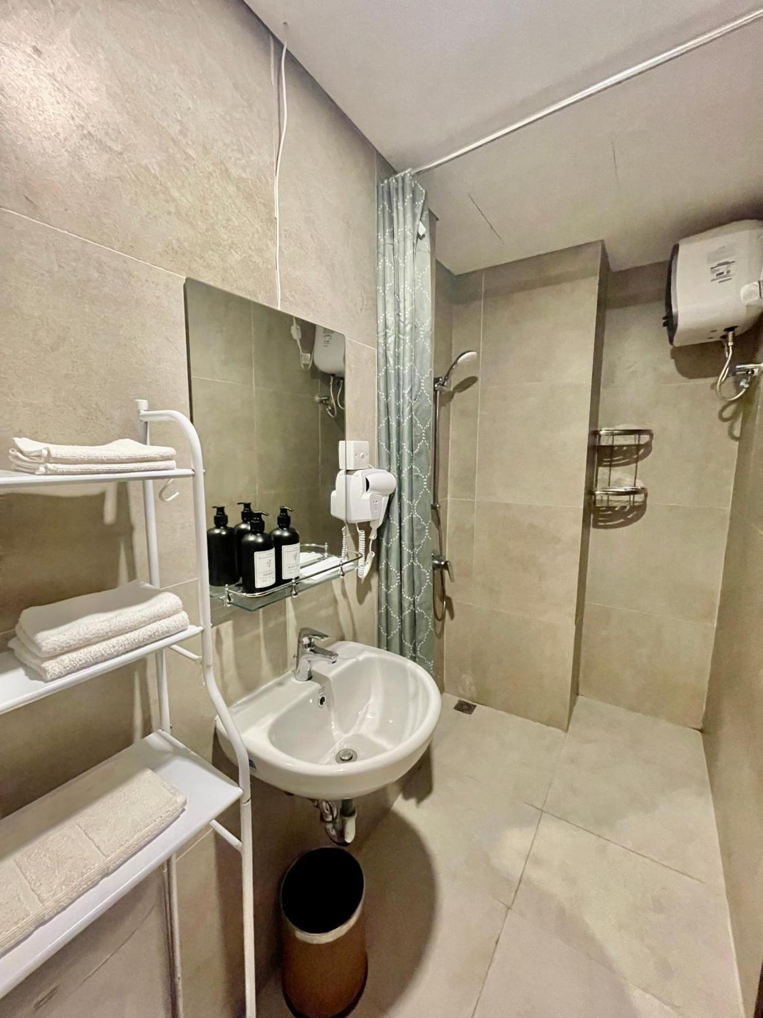 Verdela Pollux Meisterstadt Batam Apartement 외부 사진